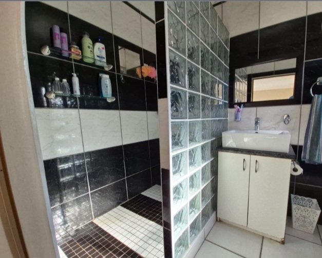 3 Bedroom Property for Sale in Gonubie Eastern Cape